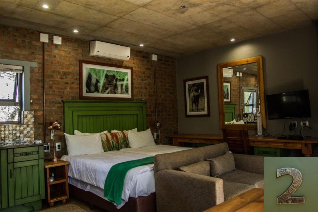Chameleon Bush Lodge Хаманскраал Екстериор снимка